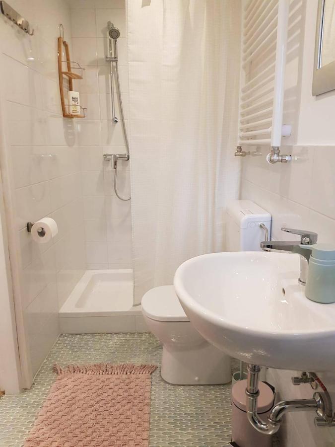 Angela Apartment Загреб Екстериор снимка
